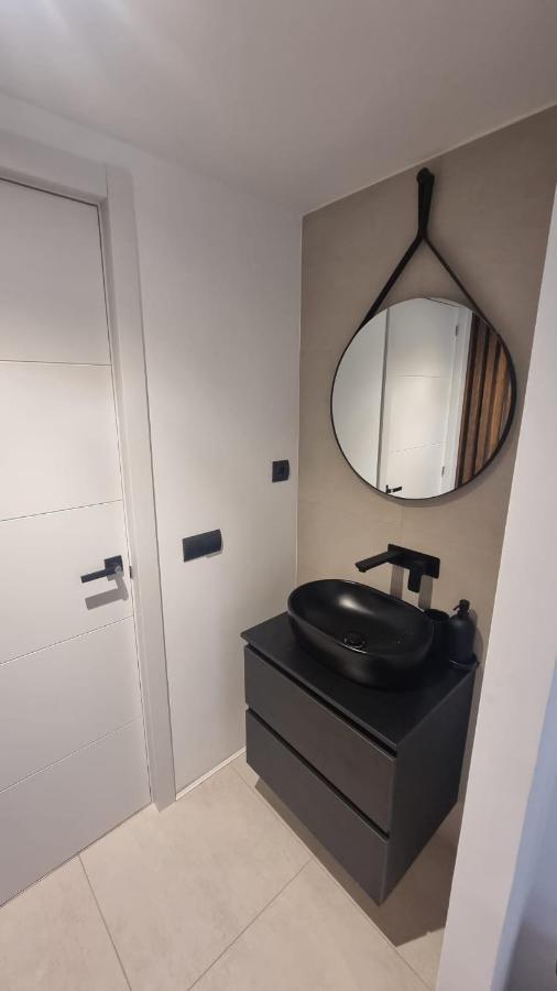 Luxe Appartement In Het Centrum Van Malaga Met Gratis Parkeerplek! Exterior photo